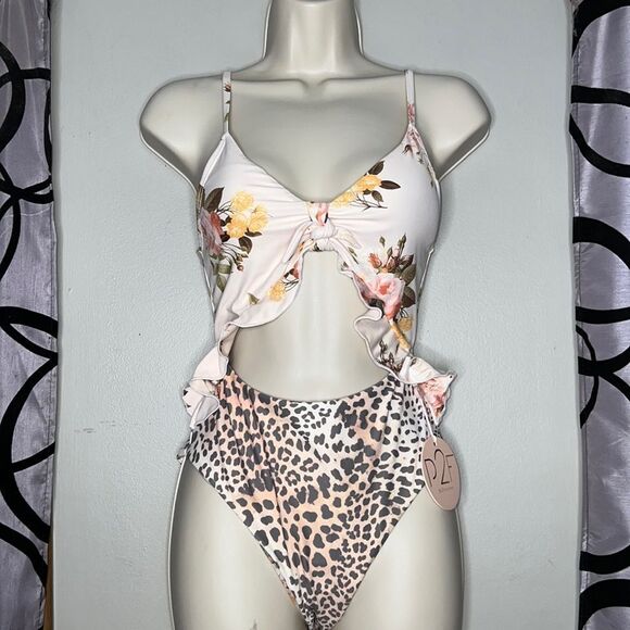 power 2 the flower Other - Power 2 The Flower Women’s Swimwear High Waisted 1 Piece Lace up Swimsuit